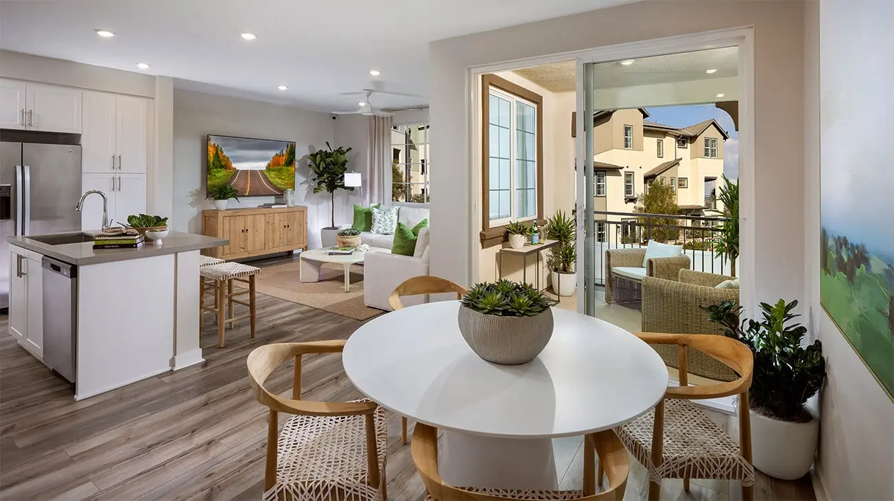 Welcome to the Hayes at Eastvale Square Neighborhood