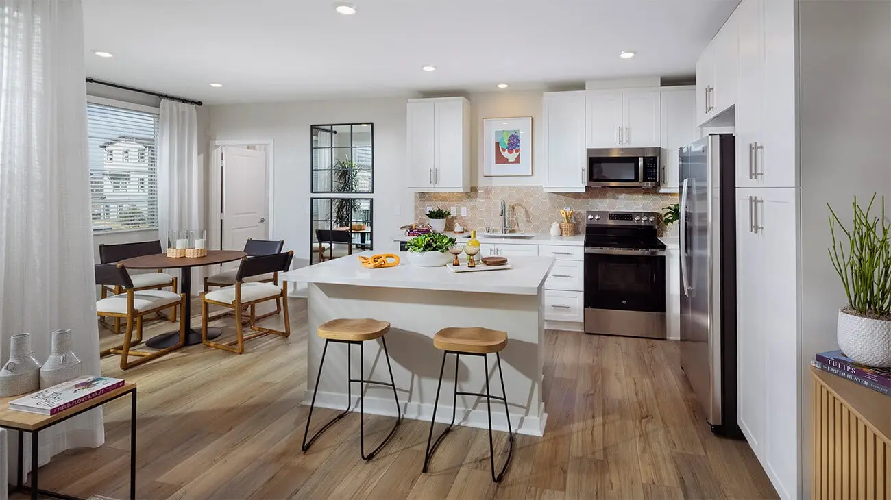 Welcome to the Westport at Eastvale Square Neighborhood